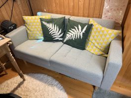 Sofa für 2 oder 3, neuwertig, blau/grau