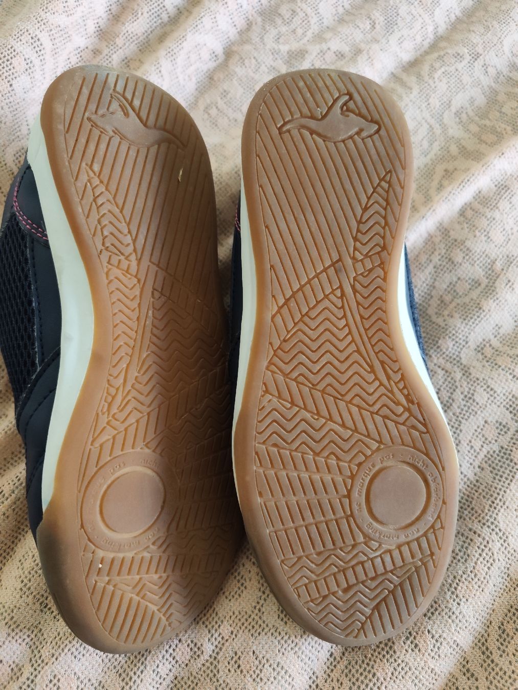 Scarpe per ragazze: kangaroos Hallenturnschuhe gr. 34 – Usato da Muttenz venduto da Hermesvonthan 1