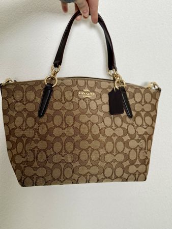 COACH New York — Small Kelsey Satchel (signature Jacquard)