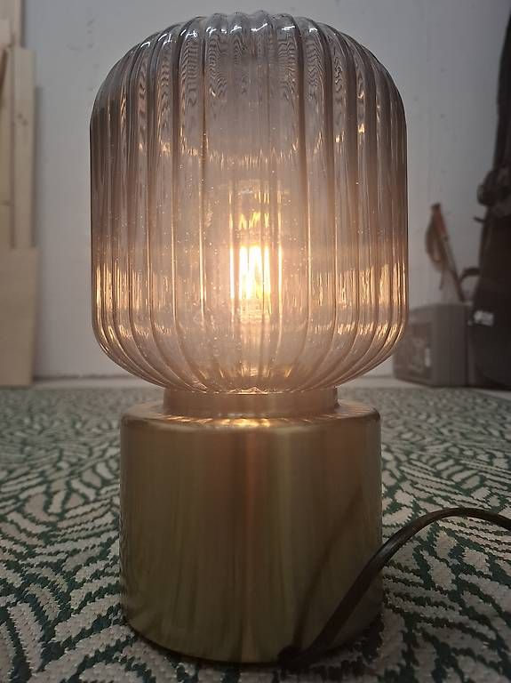Lampen: Lampe Tischlampe  – Gebraucht aus Rüschlikon von cyrilbrupbacher