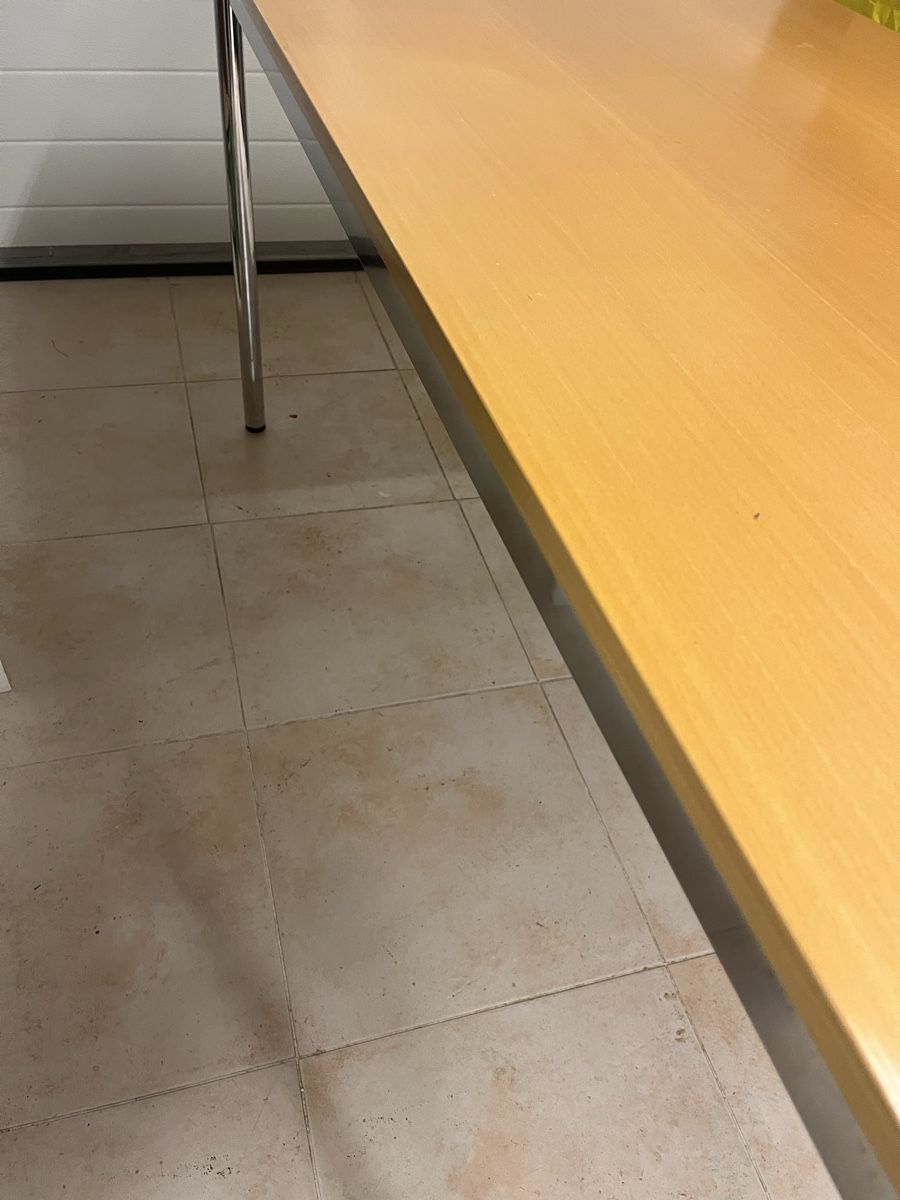 Tavoli: USM Designer Tisch – Usato da Neerach venduto da fuz_8d7l 4