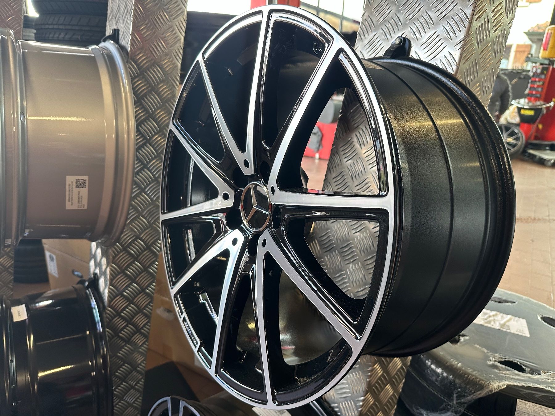 Cerchioni: Arceo Wheels EMR-A331 19 – Usato da Courrendlin venduto da audittfl 2