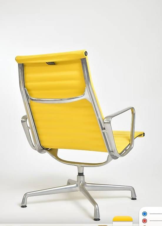 Poltrone: Charles & Ray Eames Lounge Chair EA115 – Usato da Zürich venduto da IndividumCH 4