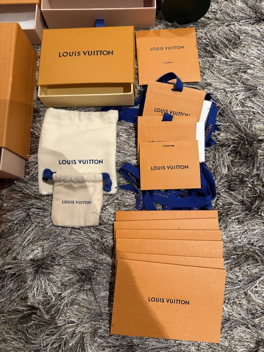 Louis Vuitton Sacs: Louis Vuitton Verpackungen – D'occasion à Jona par swissness62 4