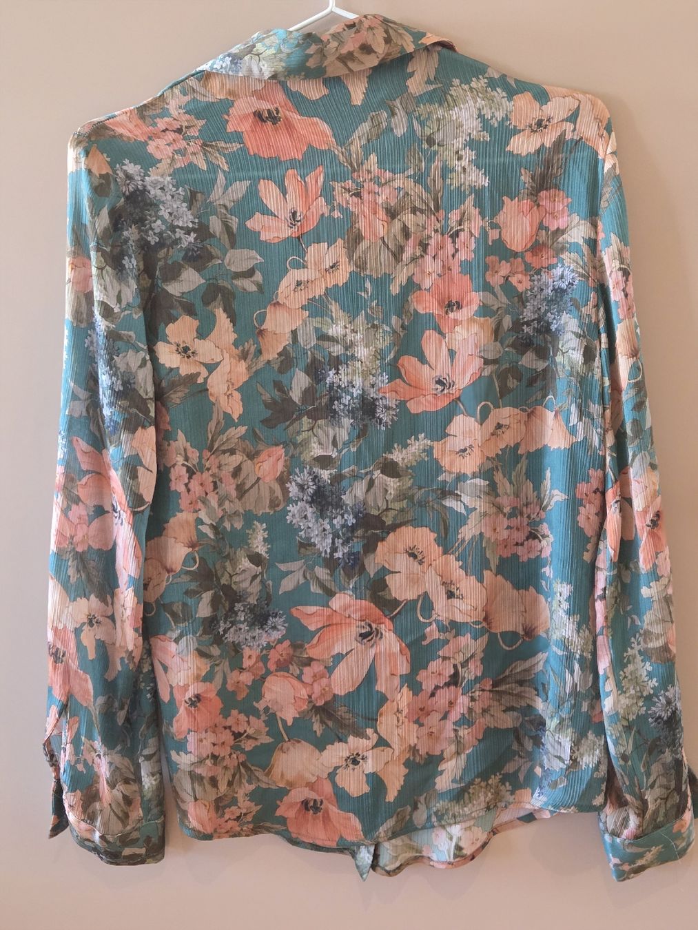 Mango Blusen: Bluse MANGO Blumenmuster  – Neu (gemäss Beschreibung) aus Emmen von GrabandGo 1