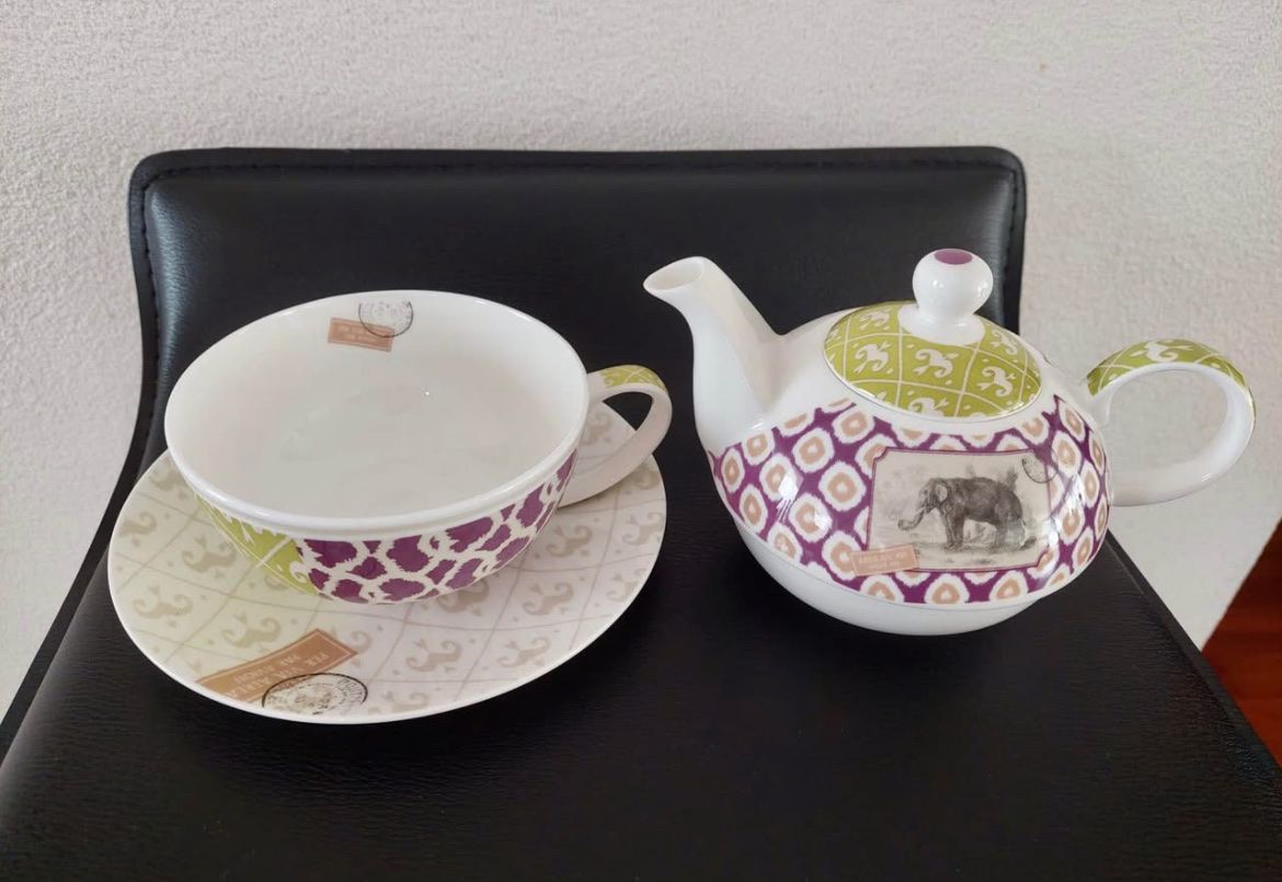Set di piatti: Schönes Tee Geschirrset von Paula Scaletta – Usato da Basel venduto da shirley_gold 2