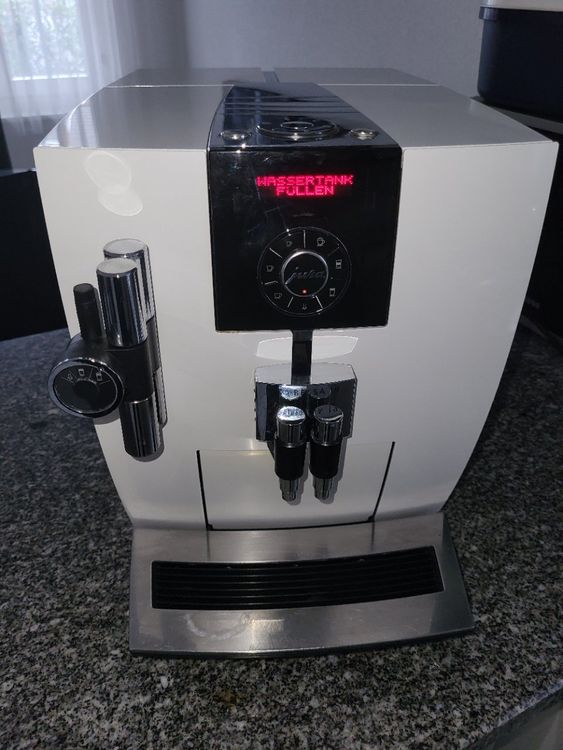 Jura Impressa J9 weiss Kaufen auf Ricardo