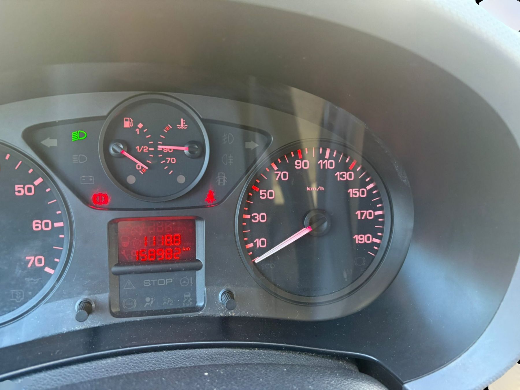 Citroën Veicoli commerciali: Citroën Berlingo 1.6i 16V – Usato da Giubiasco venduto da AUTOTECNICA 6