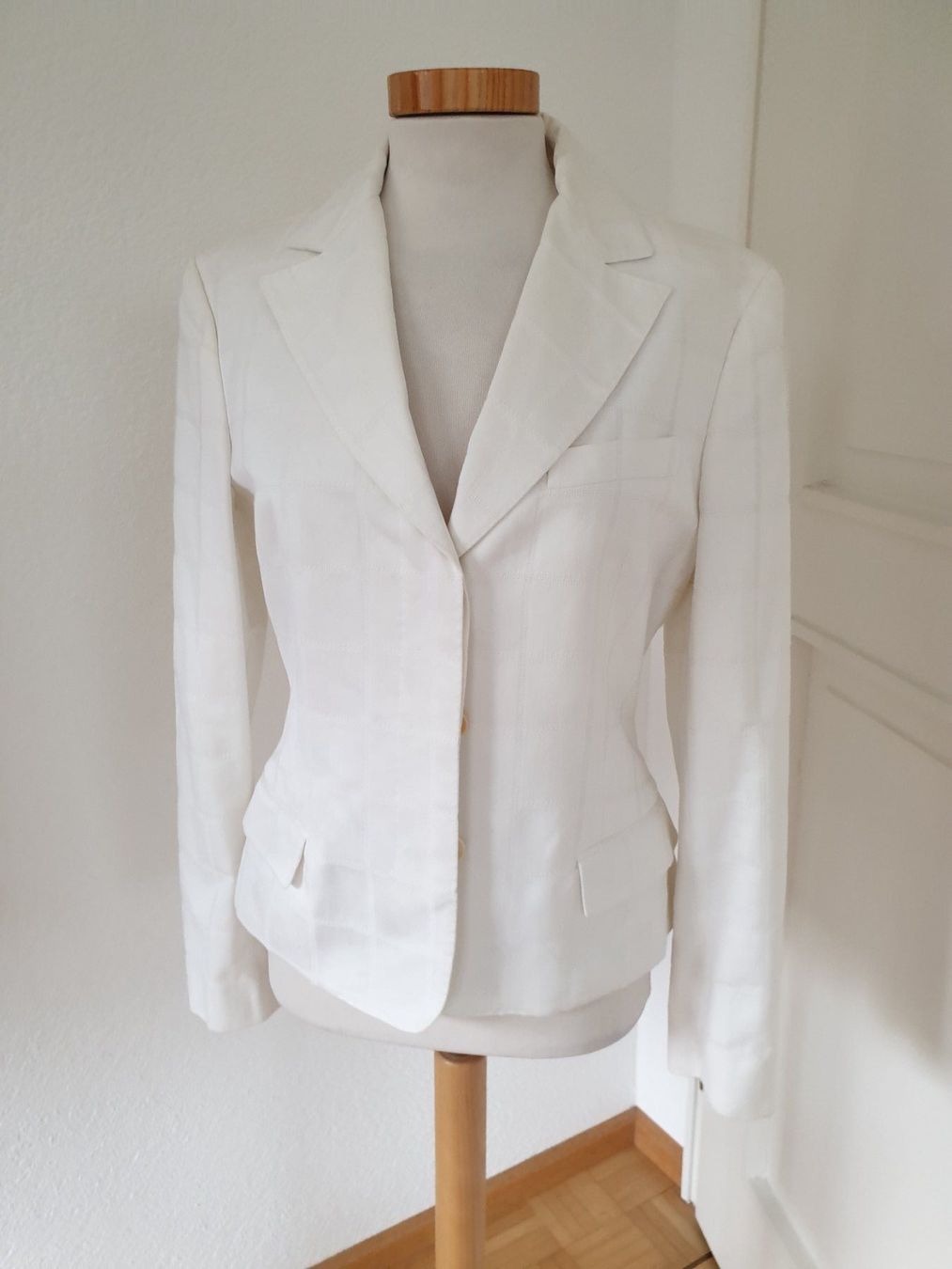Versace Jacken: Versace Versus Sommerblazer Gr. 34 – Gebraucht aus Bottmingen von sandy_2