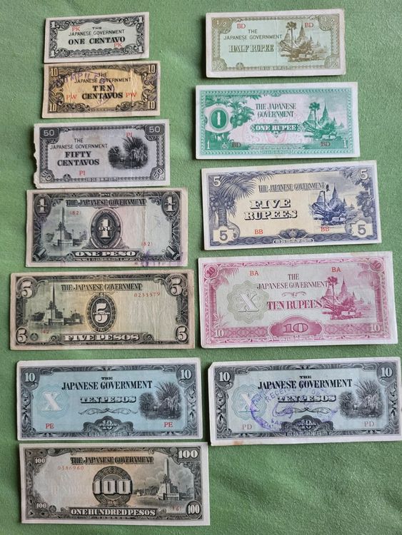 12 Banknoten Japan: The Japanese Government (Rupees, Pesos) (Gebraucht ...