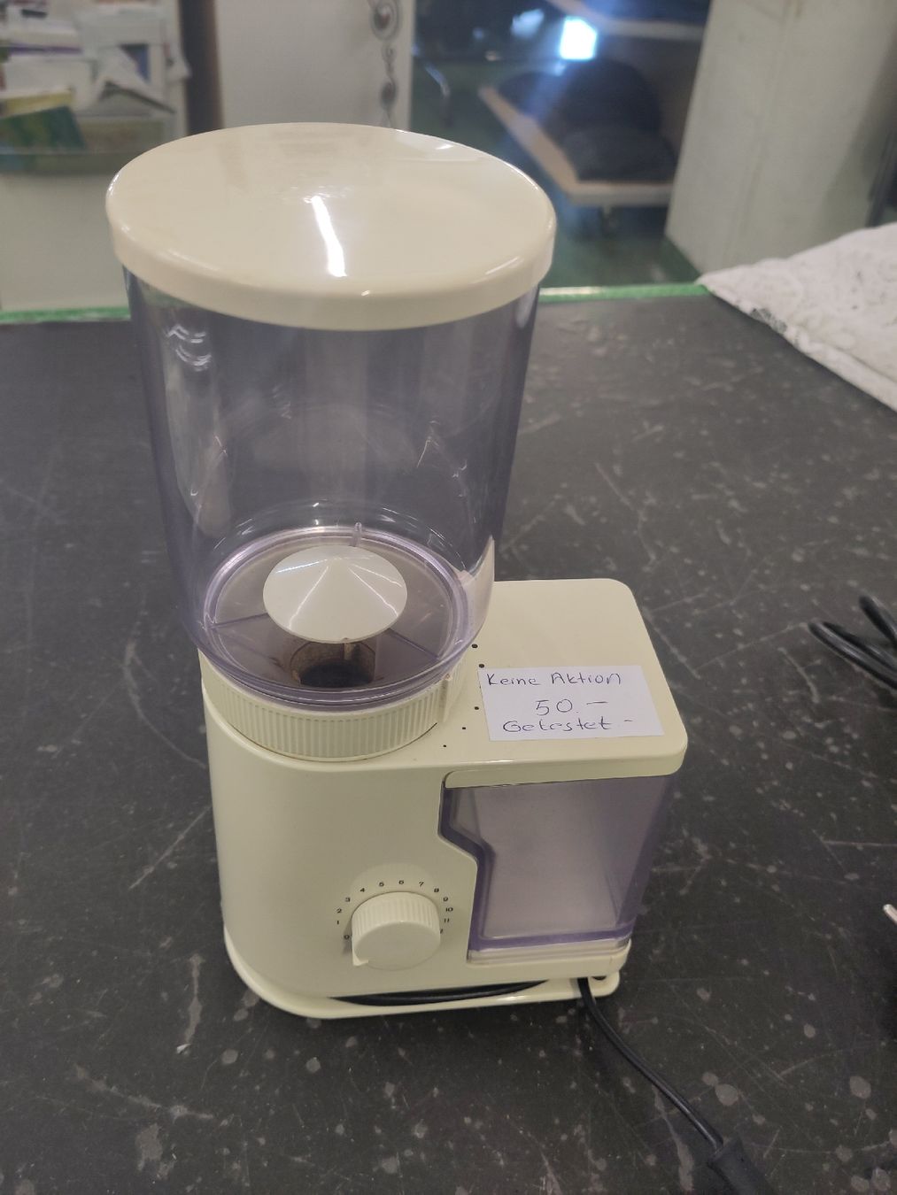Braun Elettrodomestici da cucina: Braun Mühle Typ 4045 – Usato da Pratteln venduto da Cartonsducoeur_bl
