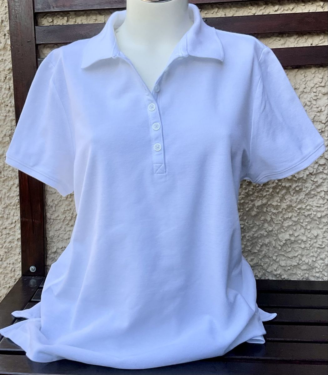 Magliette Polo: Sheego Basic - hochwertiges Damen Poloshirt, Gr. 44/46 – Nuovo (secondo la descrizione) da Regensdorf venduto da lotti8105