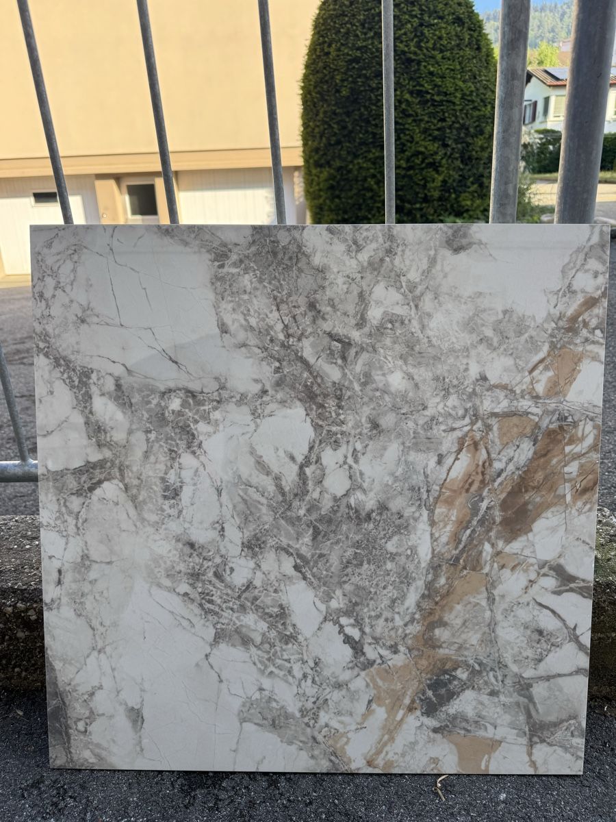 Rivestimenti per pavimenti: Carrelage 60cm x 60cm WHITE GOLD – Nuovo e nell'imballaggio originale da Orpund venduto da dizi.98 1