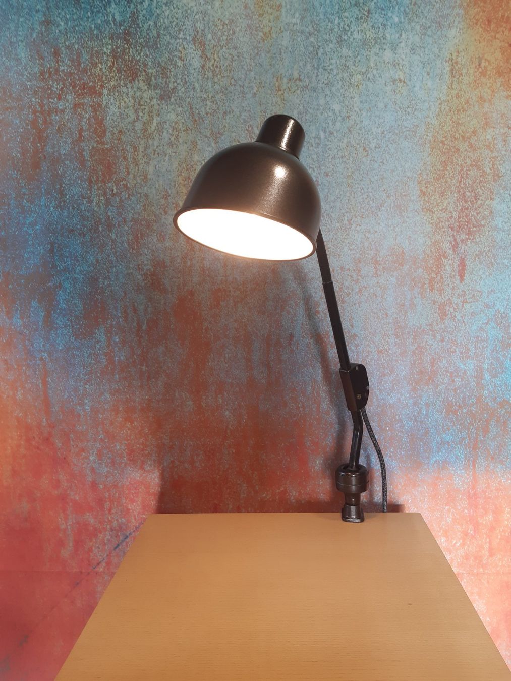 Lampade: Original Helion Klemm Lampe – Usato da Winterthur venduto da lampenretter