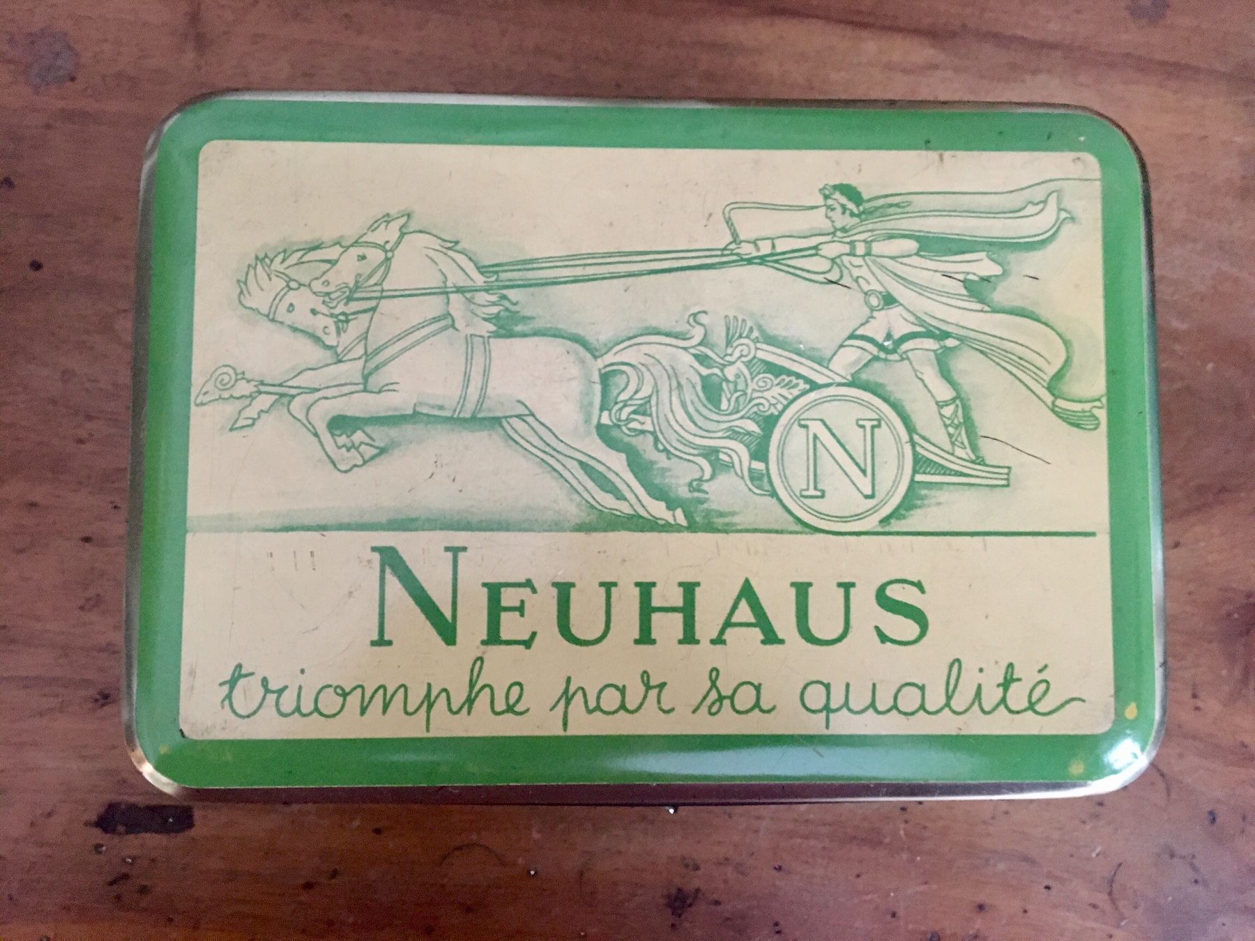 Barattoli: Alte Blechdose Neuhaus – Usato da Bern venduto da Kiakiaora