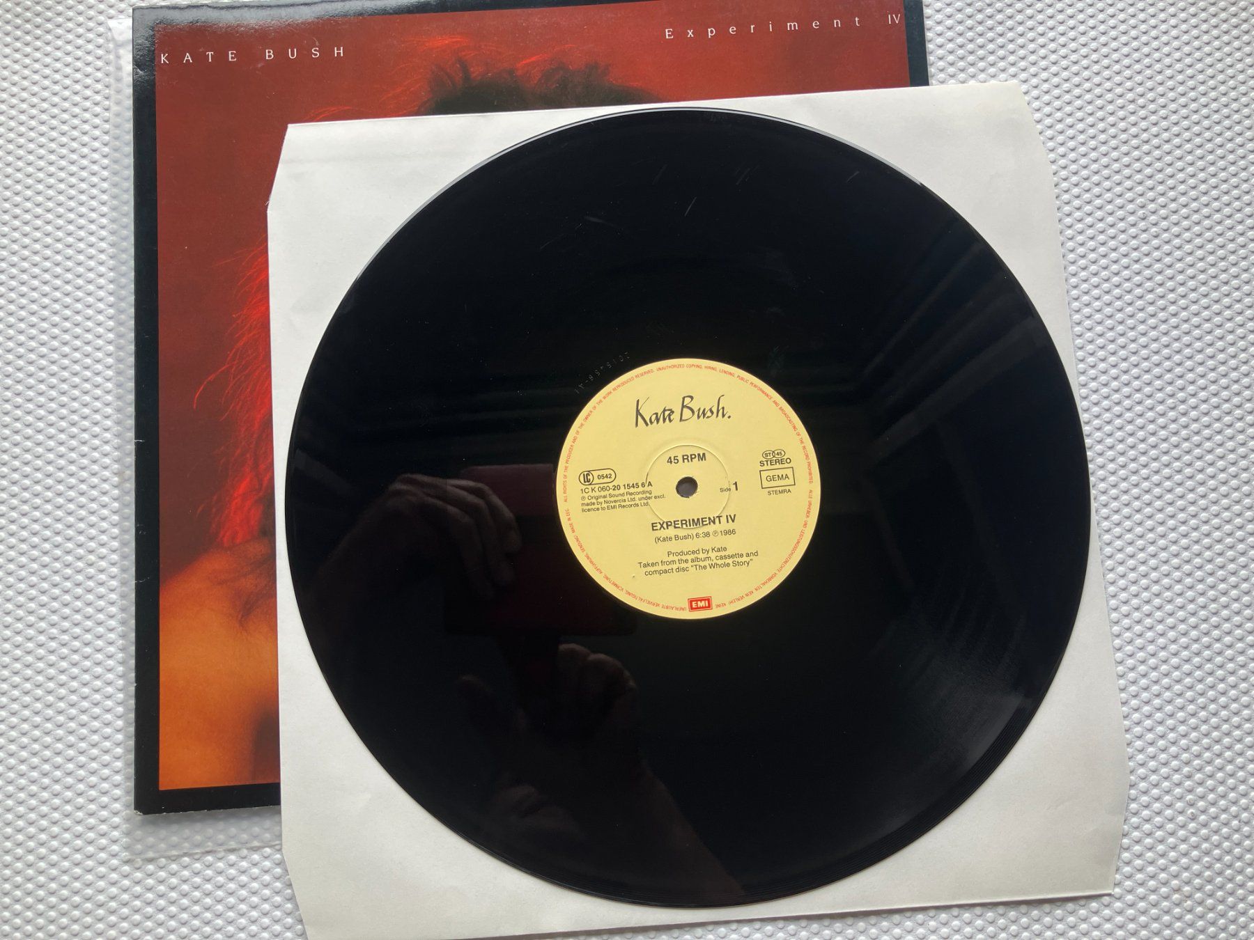 Dischi in vinile: Kate Bush – Usato da Aarwangen venduto da Jukebox3 4