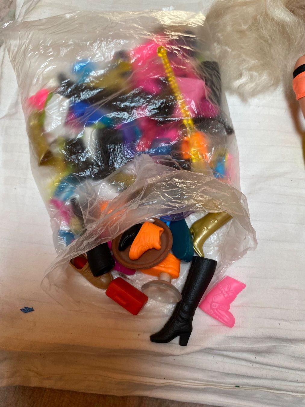 Bambole: 3 Barbies und 2 Ken – Usato da Sulzbach venduto da mar_27 4