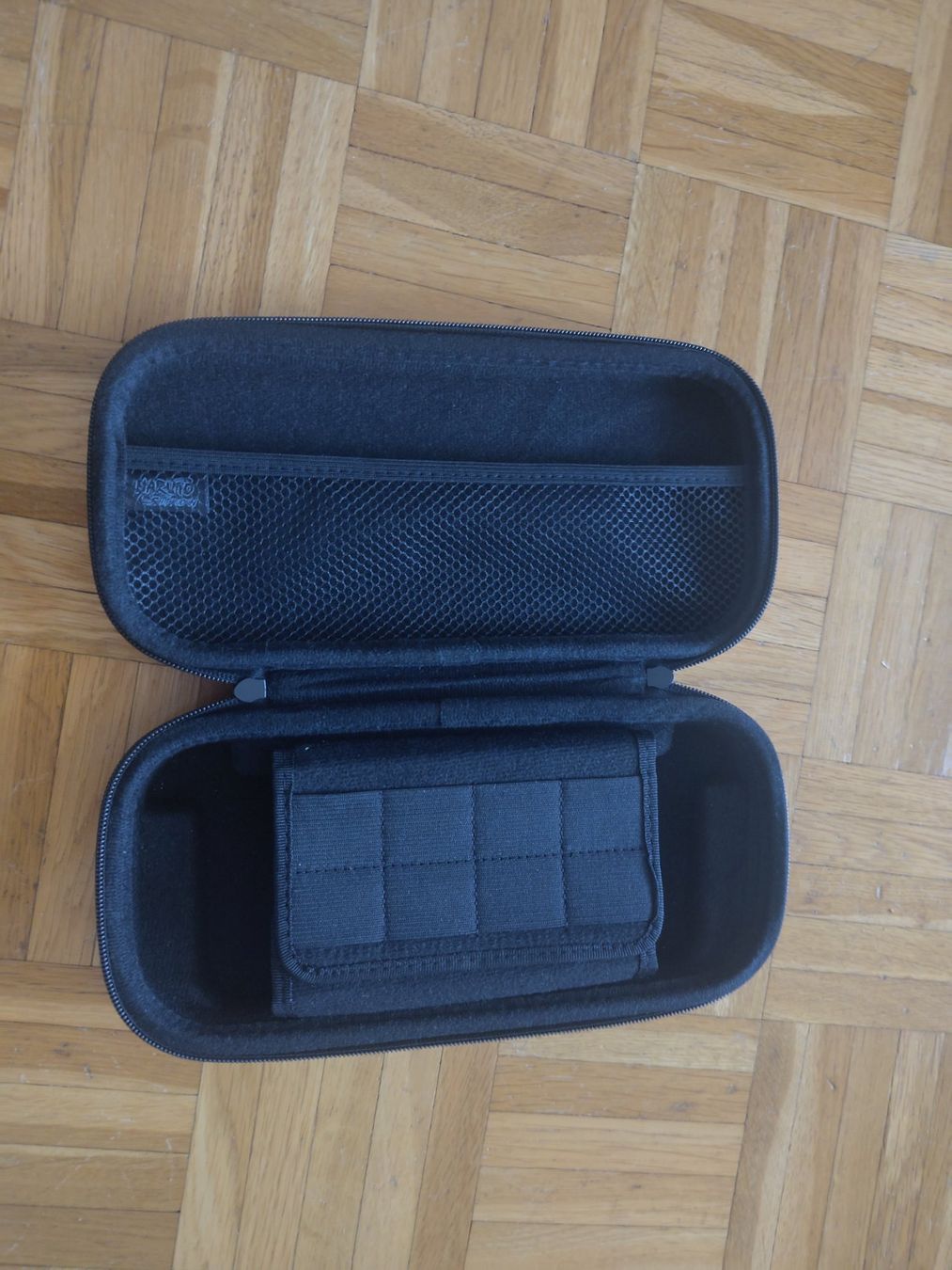 Nintendo Schutzhüllen: Nintendo Switch Schutzhülle, Transportcase, Cover – Gebraucht aus Wohlen AG von gnabbr 1