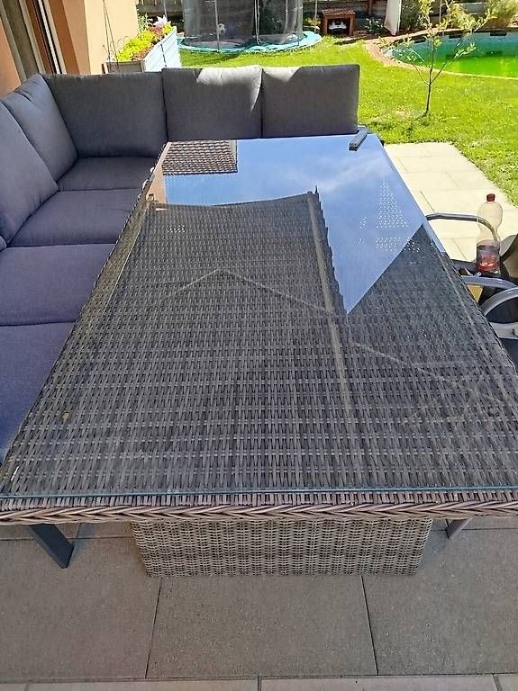 Tische: Gartentisch mit Glasplatte – Gebraucht aus altbüron von verena86 1