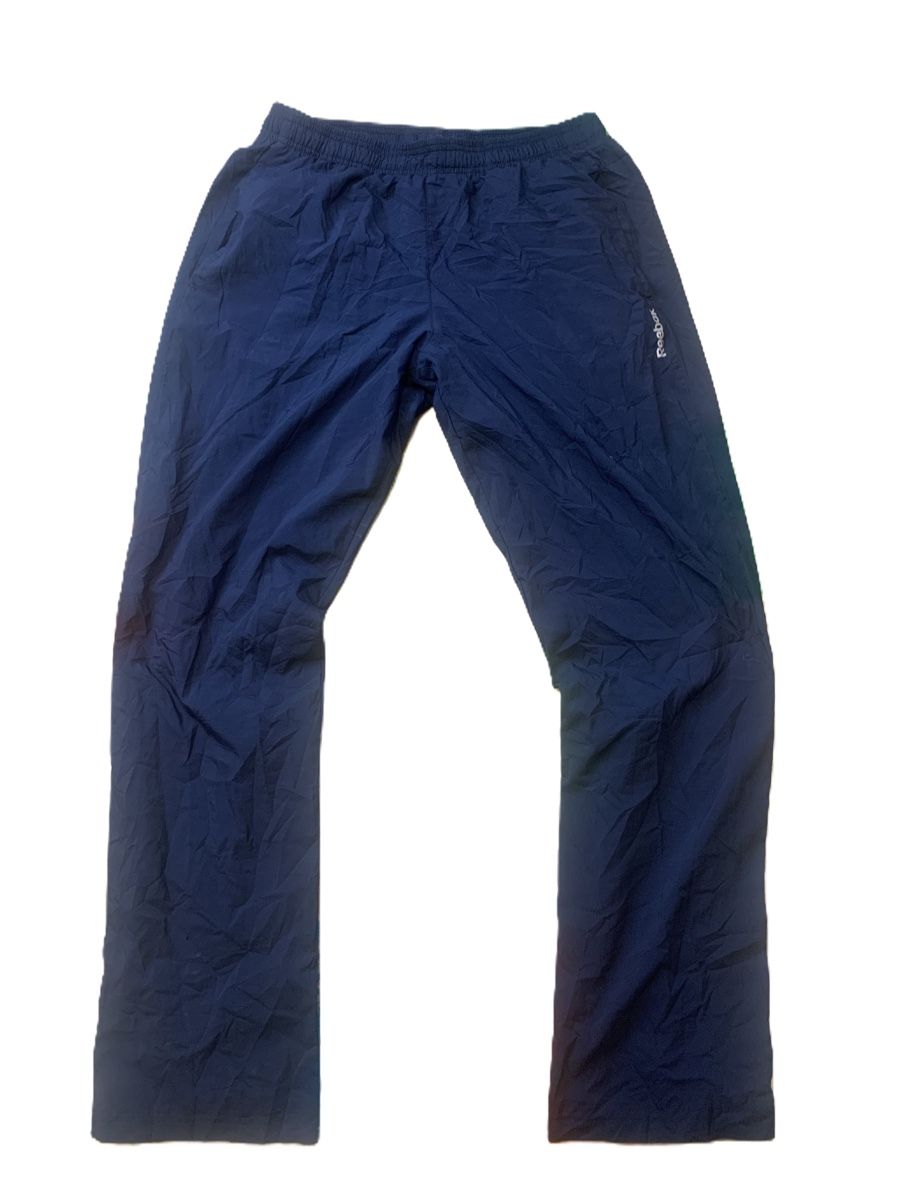 Reebok Pantaloni: Reebok Trackpants, Size M – Usato da Münchenstein venduto da Alpinevintage