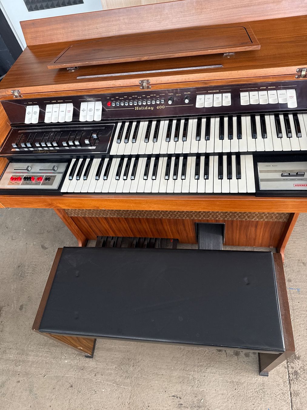 Instruments de musique: Logan Electronics Holiday 400 Orgel gebraucht – D'occasion à Näfels par Meelis 5