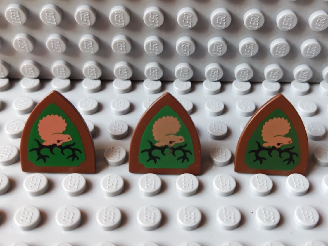 Lego Kit di costruzioni: LEGO Castle - Forestmen Shield - brown - 3846p48 – Usato da Muhen venduto da Legoholic