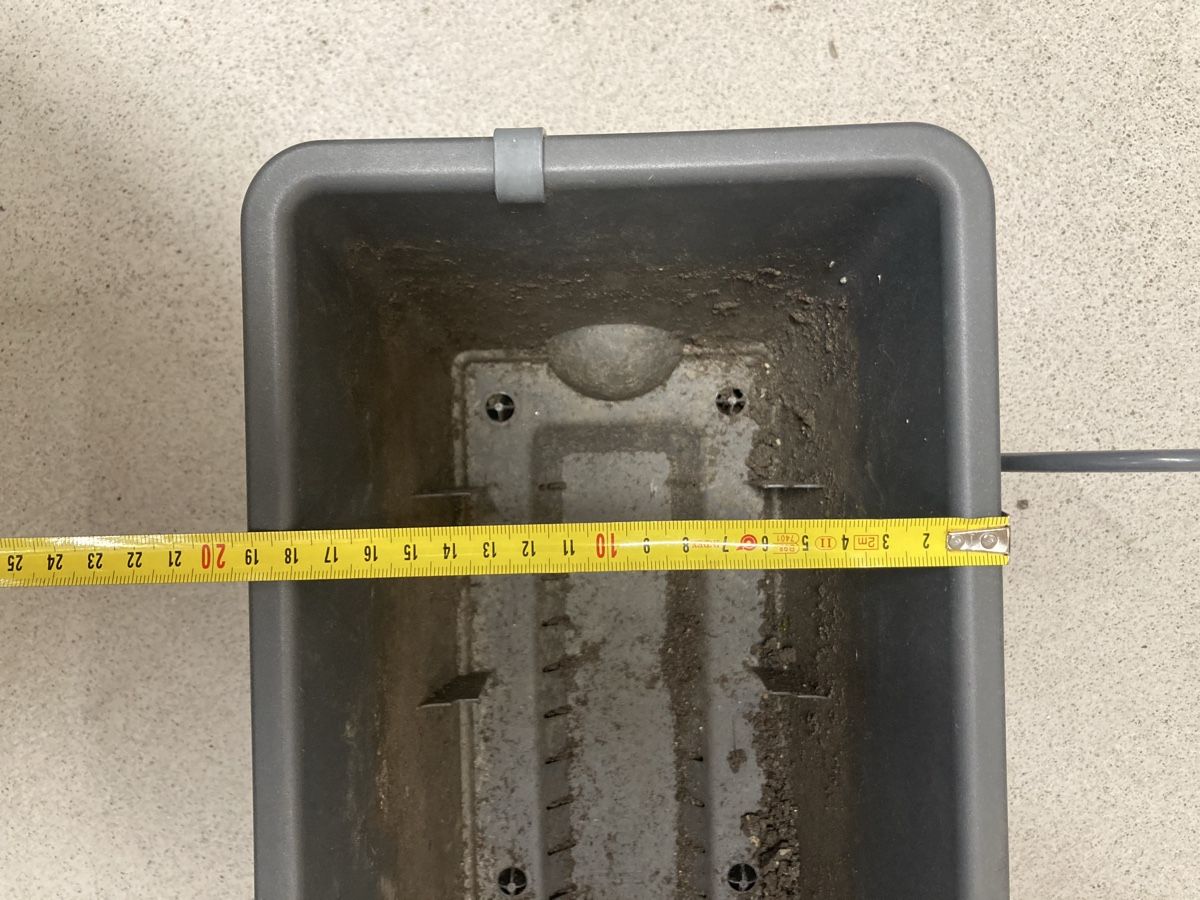 Vasi per fiori: Elho Balkonkasten mit Wasserreservoir – Usato da Zürich venduto da eic_cd8v 4