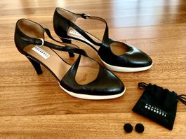 Black Fratelli Rossetti Leather Pumps sz 37.5