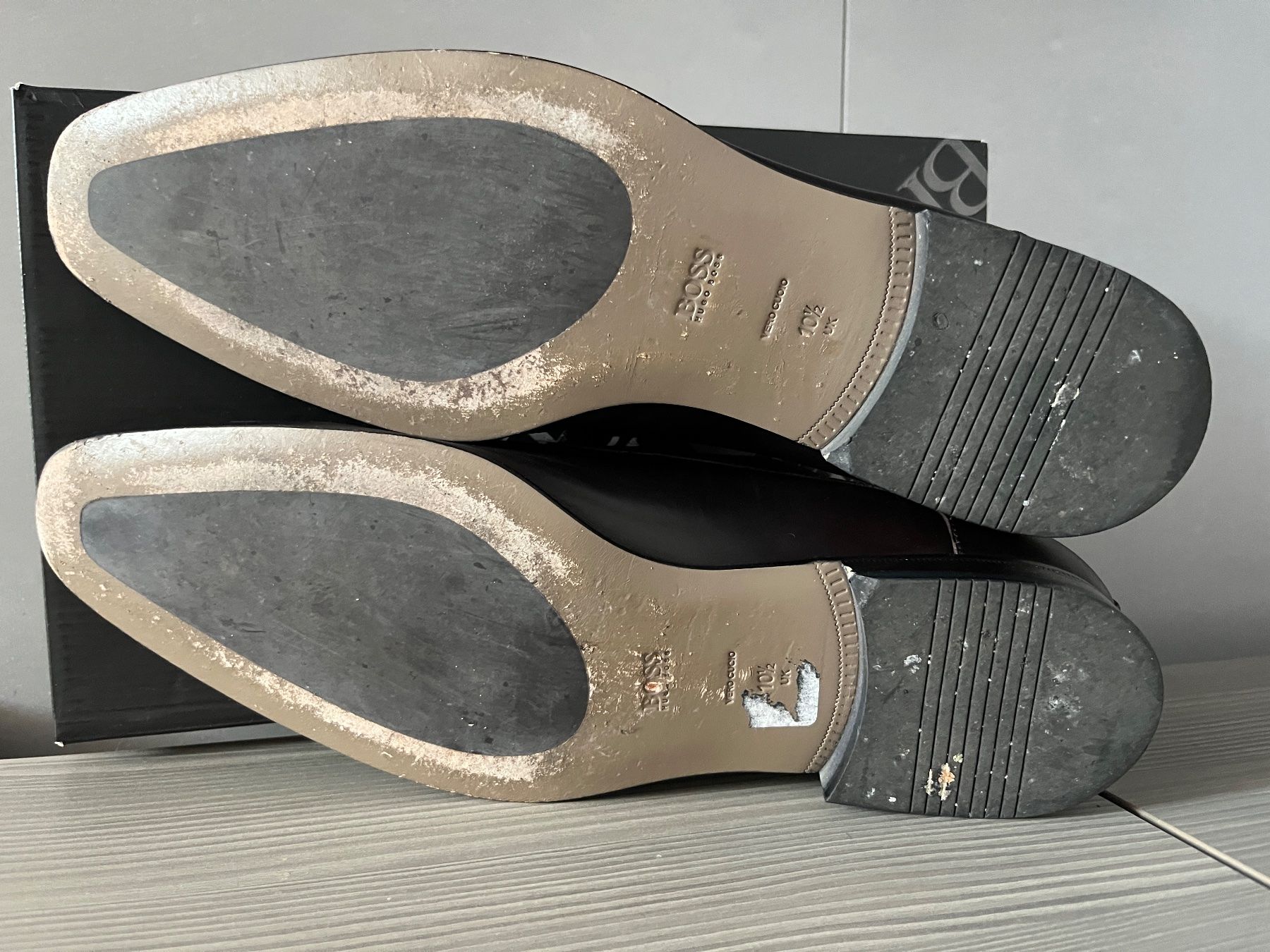 Hugo Boss Herrenschuhe: Elegante Hugo BOSS Schuhe, Grösse 45 – Gebraucht aus Sierre von black.box 4