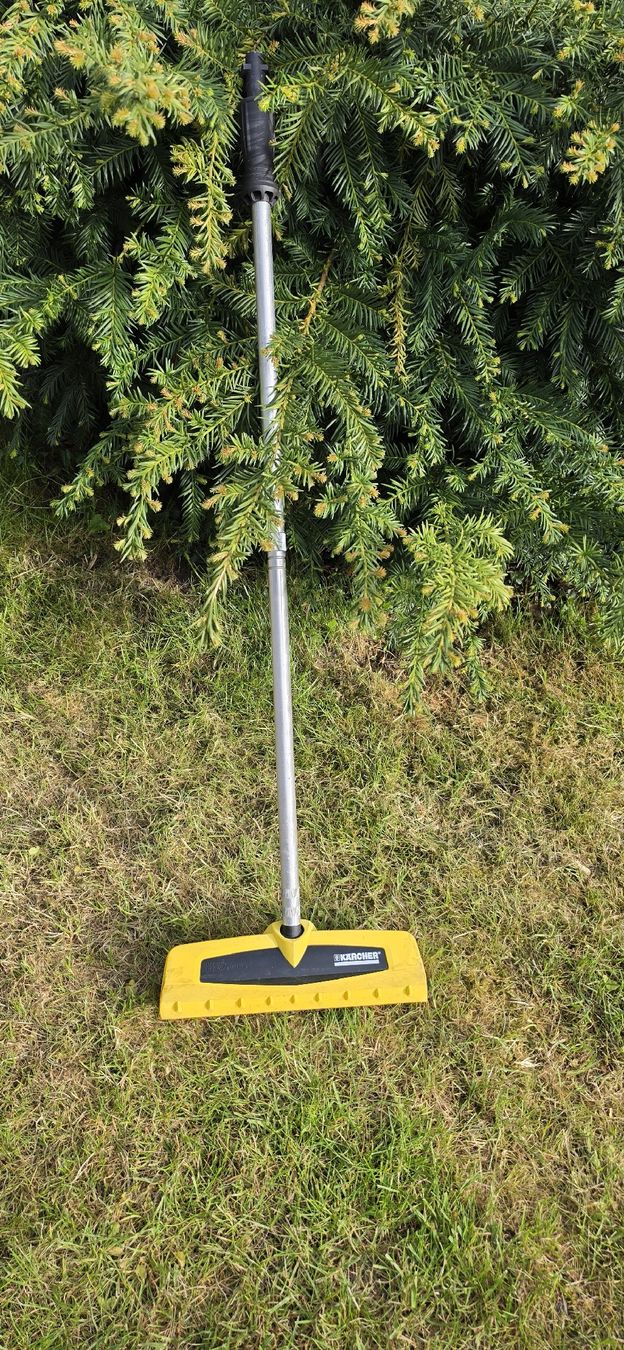 Kärcher Sonstiges für Haushalt & Wohnen: Kärcher Bürste Top Zustand! – Gebraucht aus Breitenbach von gnieserli