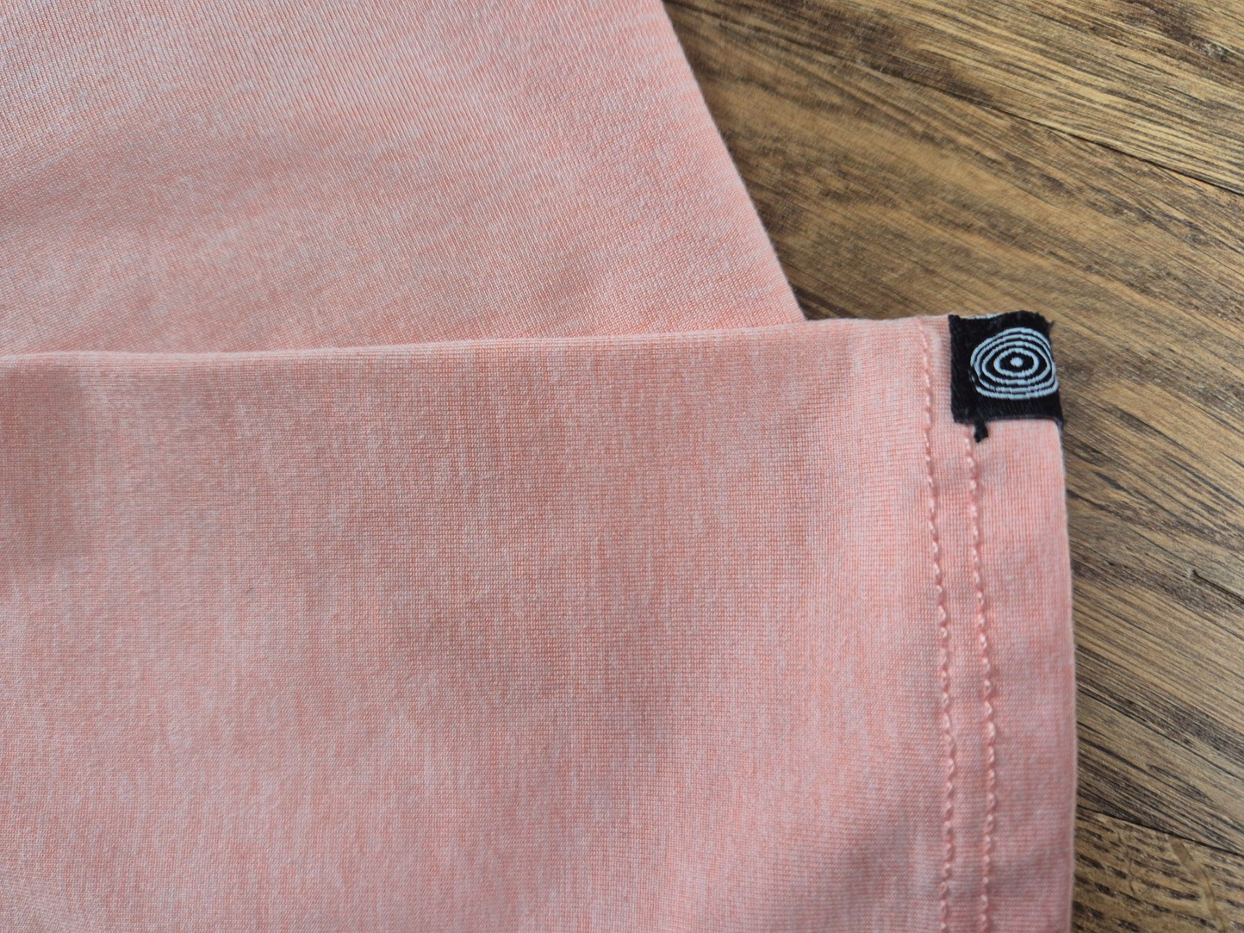 Leggings: Onzie salmon leggings size XS – D'occasion à Zürich par monadiederich 1