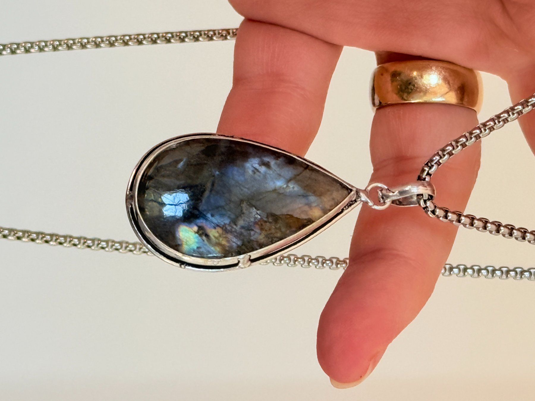 Ketten: Collier avec Labradorite – Neu und originalverpackt aus Genève von AWWA 3