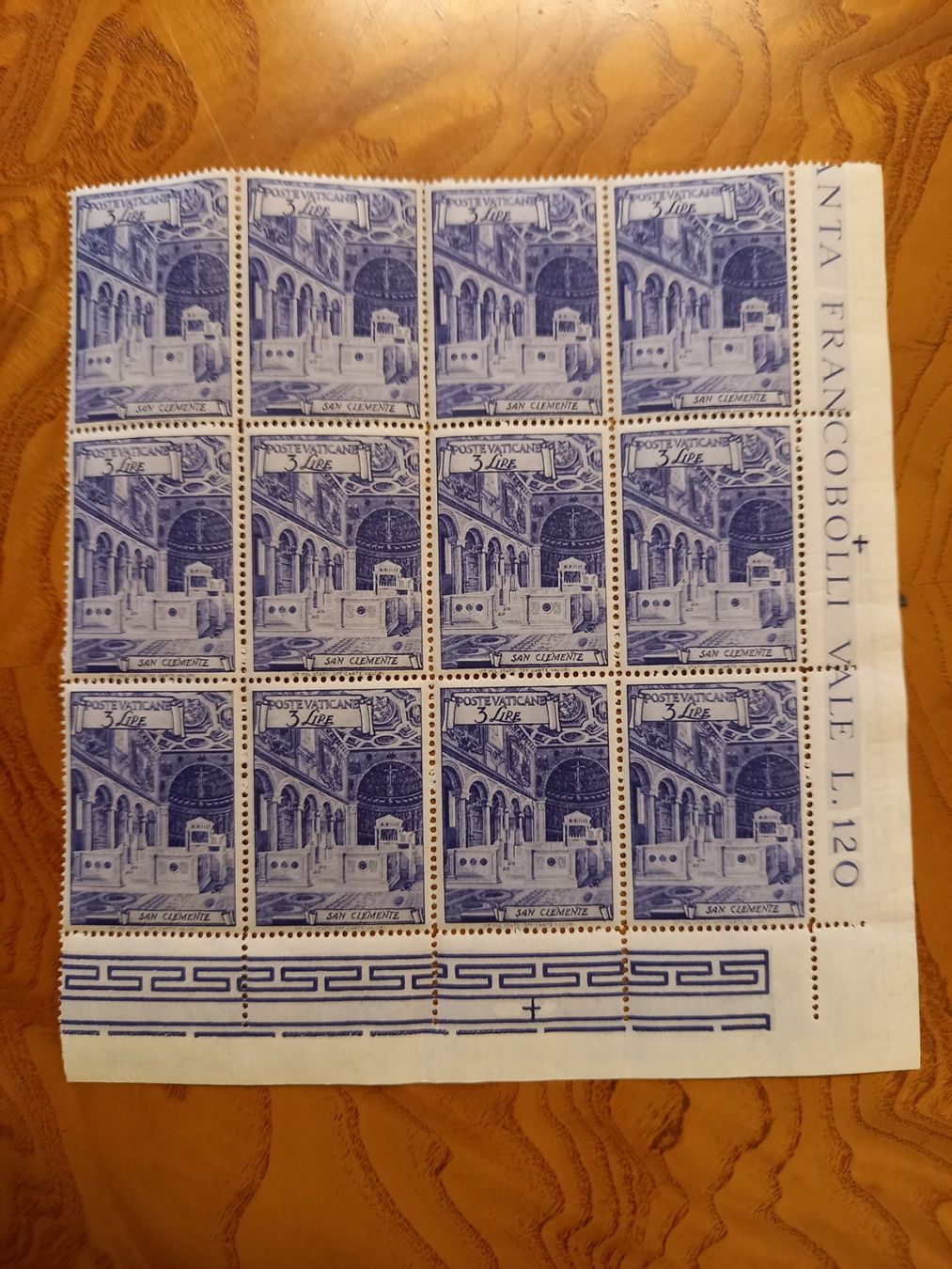 Alle Briefmarken: 2 feuilles de timbres du Vatican – Gebraucht aus Lausanne von leneko 2