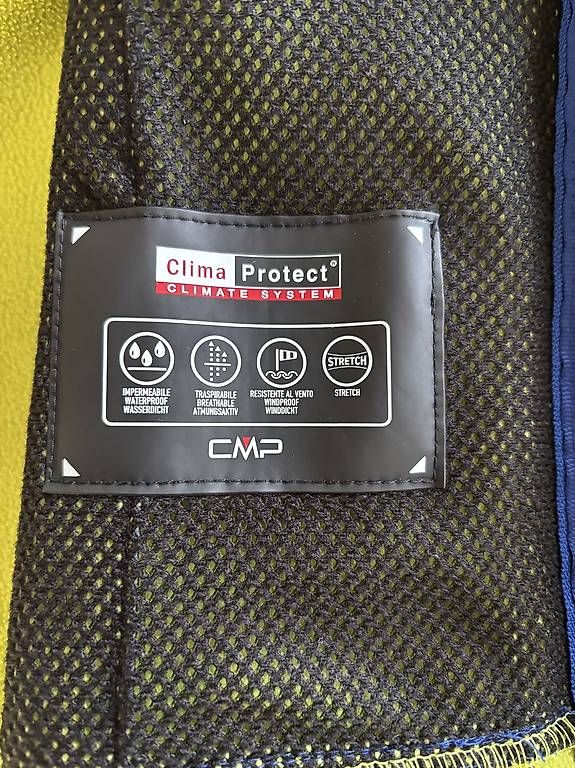 Giacche & Cappotti: CMP Softshelljacke wasserdicht Gr. 140 – Usato da Effretikon venduto da Maedinho 3