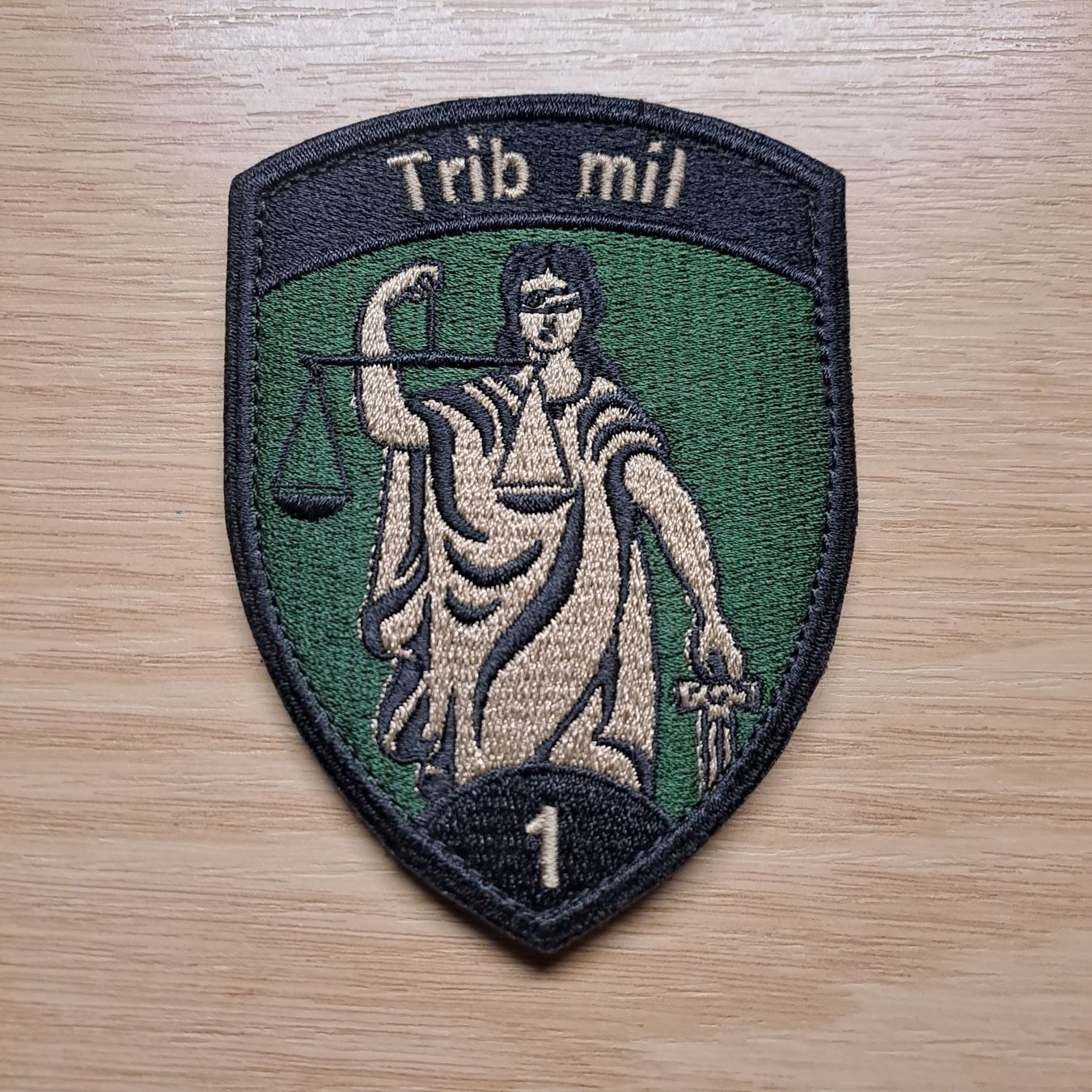 Schweizer Armee Placchette & Badge: Trib mil 1 – Nuovo (secondo la descrizione) da Gipf-Oberfrick venduto da Mig_29