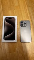iPhone 15 Pro 1 TB Natural Titanium mit Zubehör