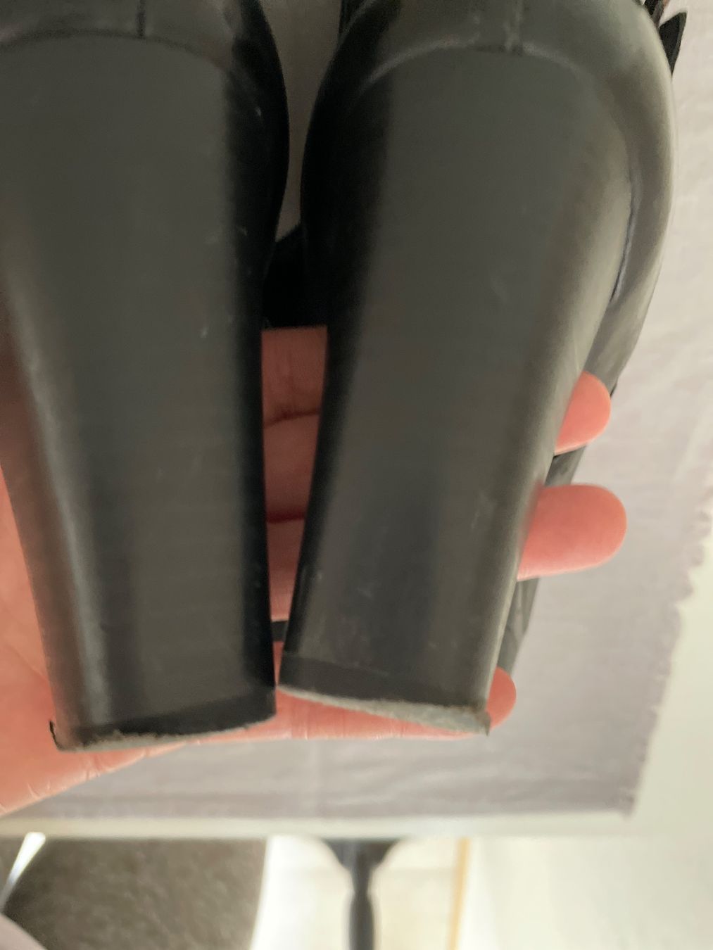 Globus Scarpe da donna: Schwarze Leder Stiefeletten Gr. 39 Herbst von Globus – Usato da Birsfelden venduto da Nic21 6