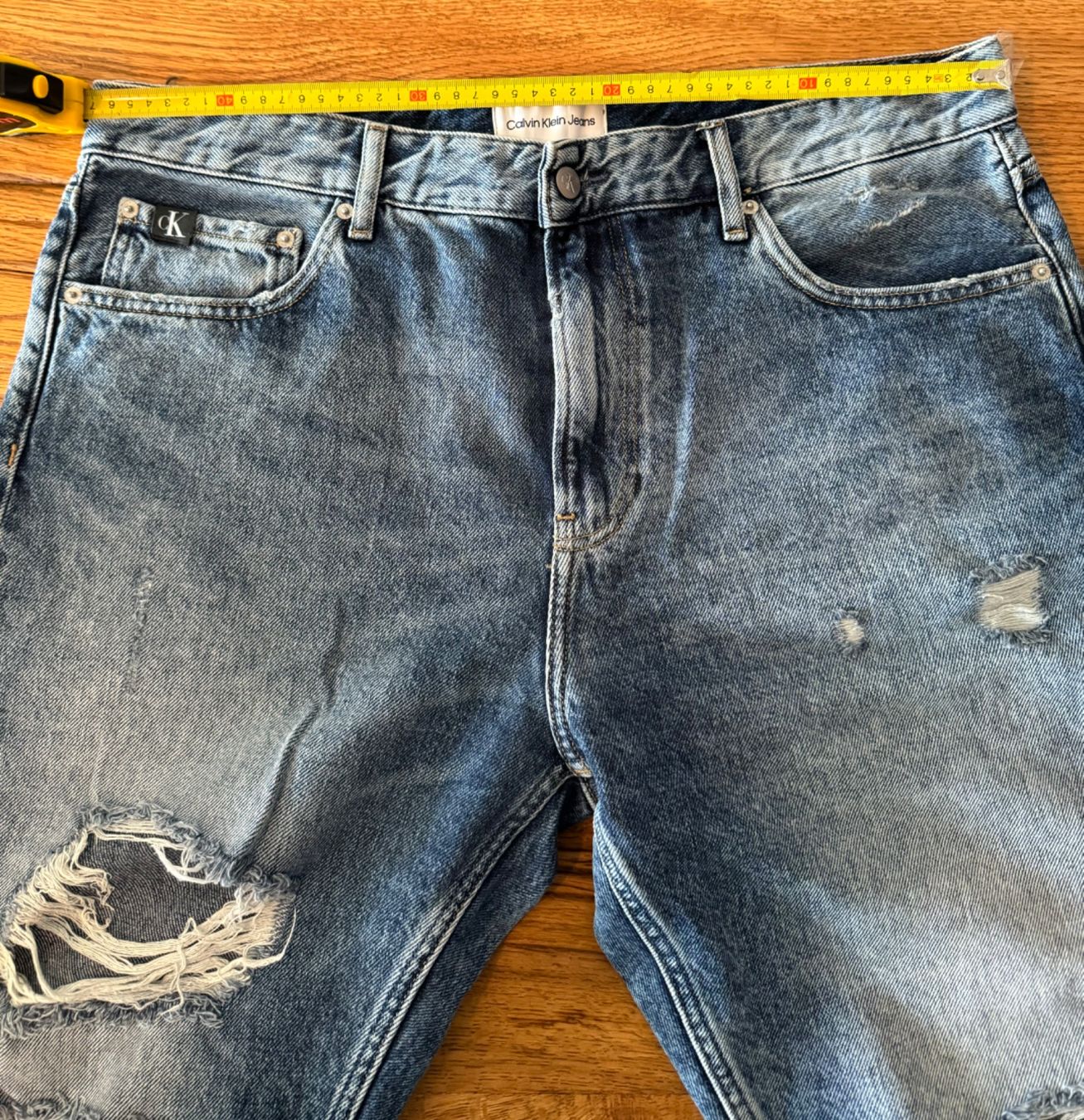Calvin Klein Jeans: 2x Calvin Klein - Dad Jeans – Usato da Zürich venduto da sell_my_stuff 2