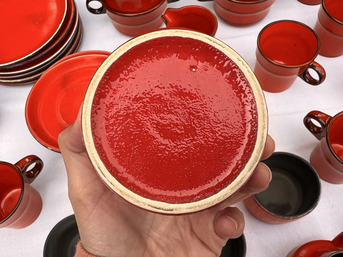 Set di piatti:  Rotes Geschirr Service (88) – Usato da Glattfelden venduto da maa_qcj8 3