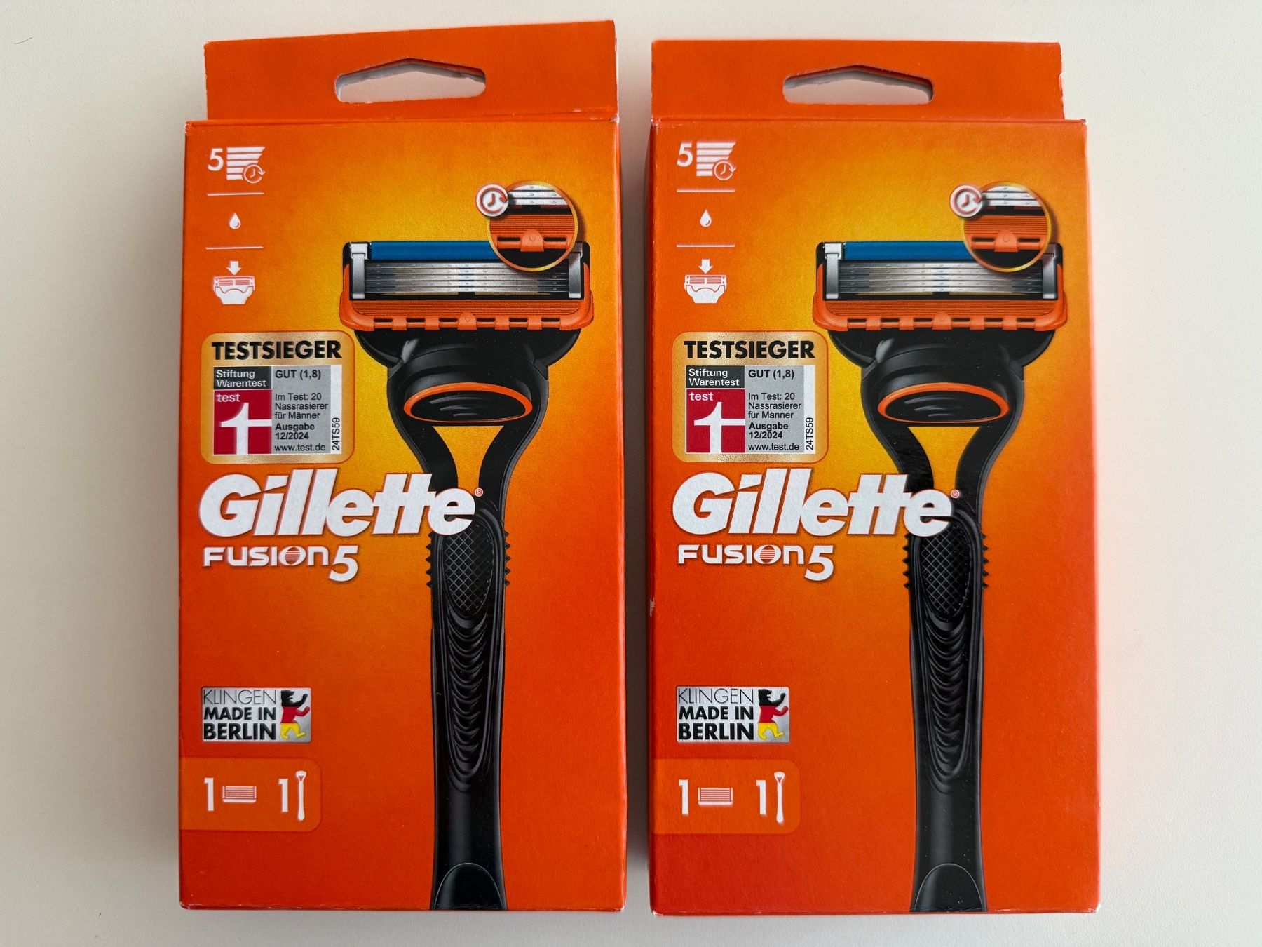 Gillette Rasoi & Lamette da barba: Gillette Fusion5, 4 pcs – Nuovo e nell'imballaggio originale da St-Gingolph venduto da GoldenKeys