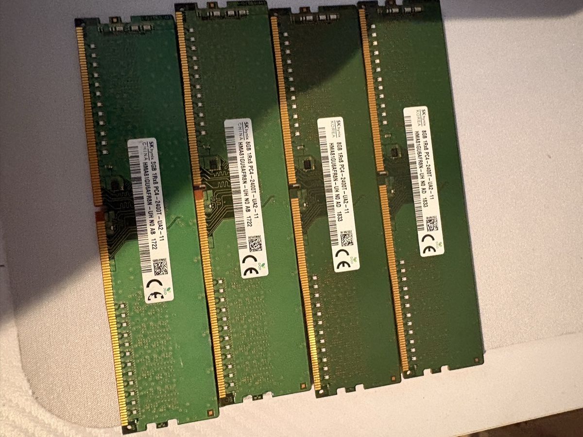 Memoria / RAM: RAM DDR4 SK Hynix – Usato da Dompierre FR venduto da PRiT_Madara