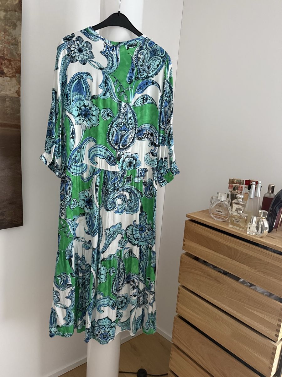 Robes: Milano Maxi-Kleid, Gr. 40, gebraucht – D'occasion à Steinhausen par lagune1959 3