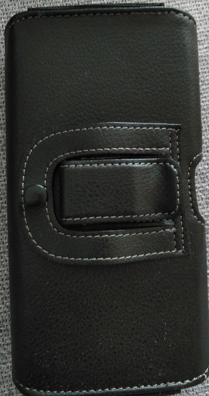 Borse: Schwarze Handytasche für Gurt – Nuovo (secondo la descrizione) da Rotkreuz venduto da Pertehan 1