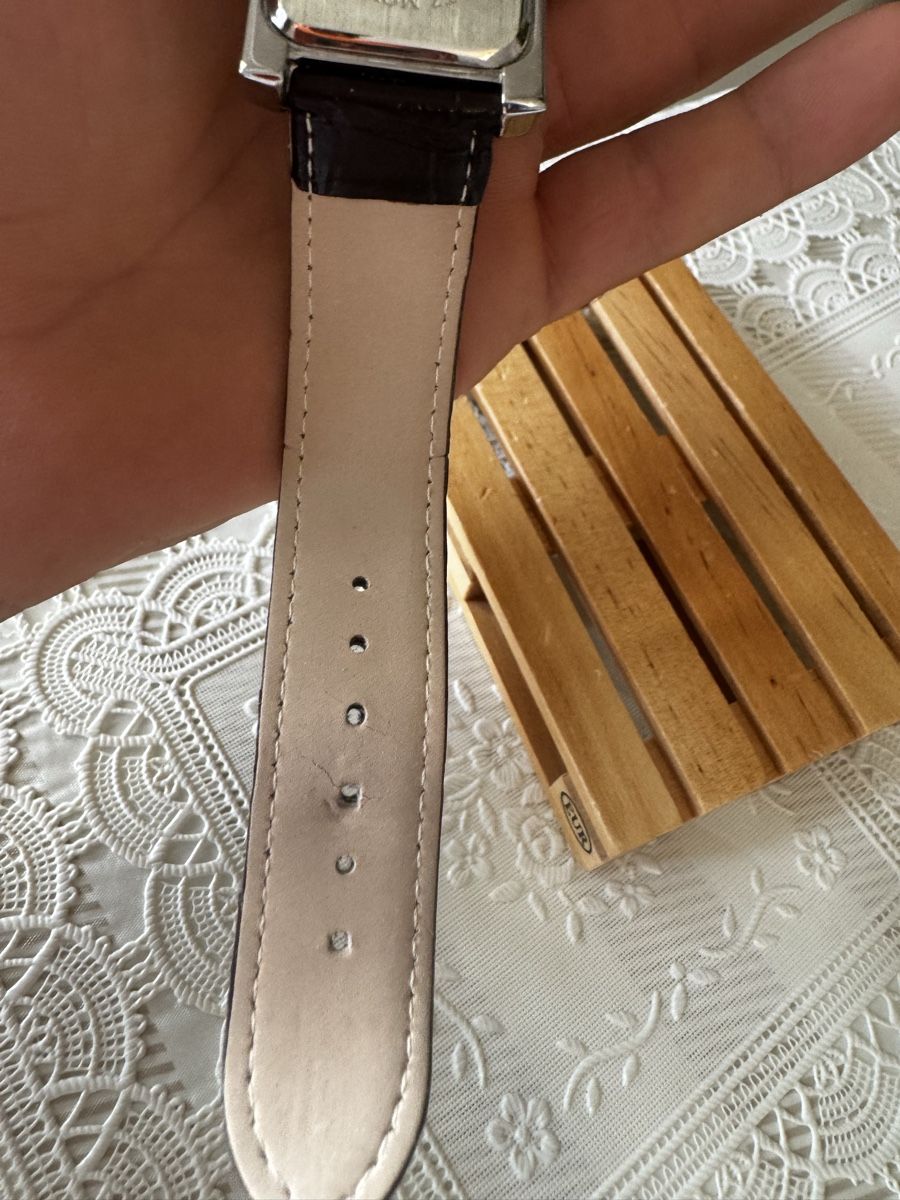 Montres: Ennic Santini Quartz Watch Rectangular Case Used – D'occasion à Gerlafingen par naj_vj8s 6