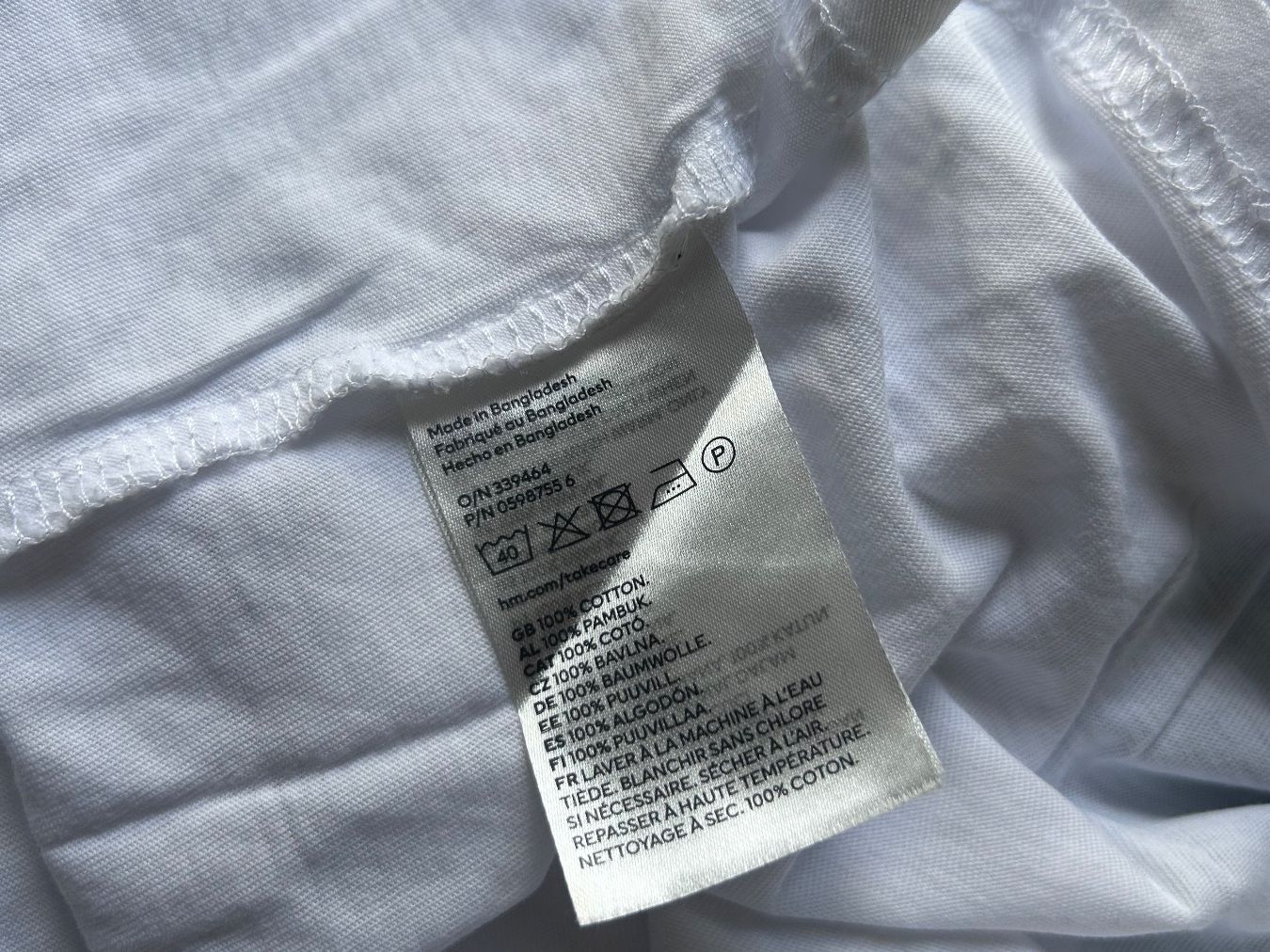H&M T-Shirts: H&M T-Shirt – Gebraucht aus St. Gallen von look-twice 4