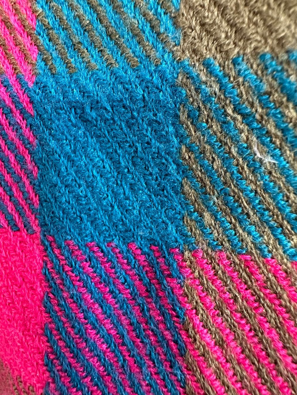 Foulard & Sciarpe: Bunter Schal mit Karomuster – Usato da Bern venduto da Fraeuleinhonig 4