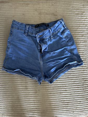 Short en jean Bershka 34