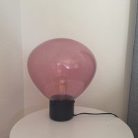 Möbel Pfister Tischleuchte, Glas rosé, Design Patrick Zulauf