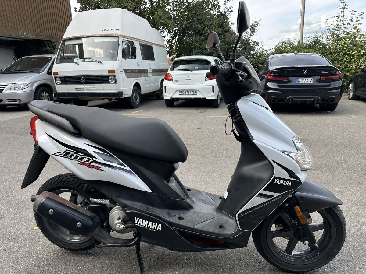 Yamaha Scooters: Yamaha jog rr mit gelb Nummer  – Gebraucht aus Frauenfeld von lodola1961 2