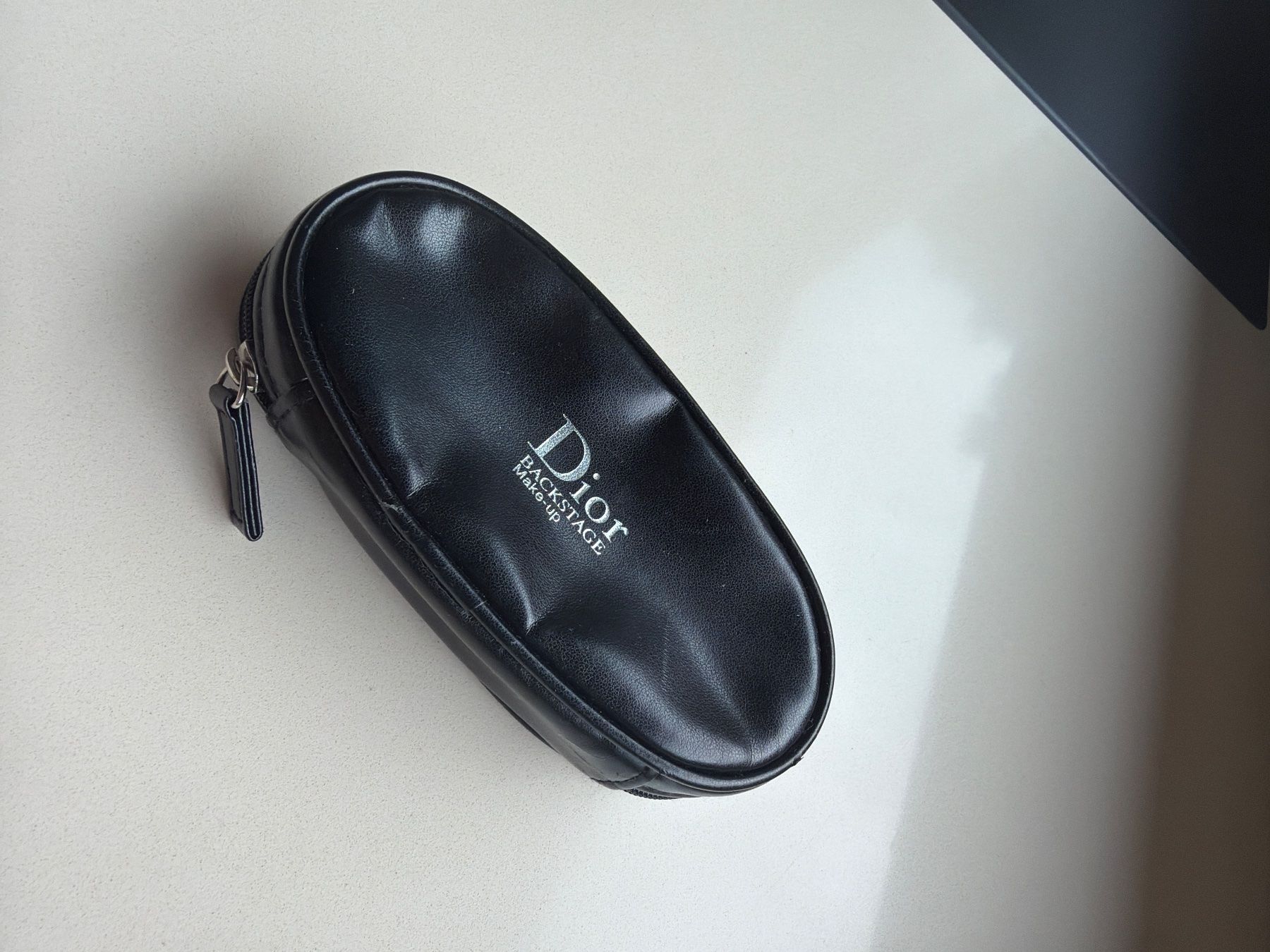 Dior Make-up: Dior Make-up Kosmetiktasche – Usato da Adligenswil venduto da goverla11 1